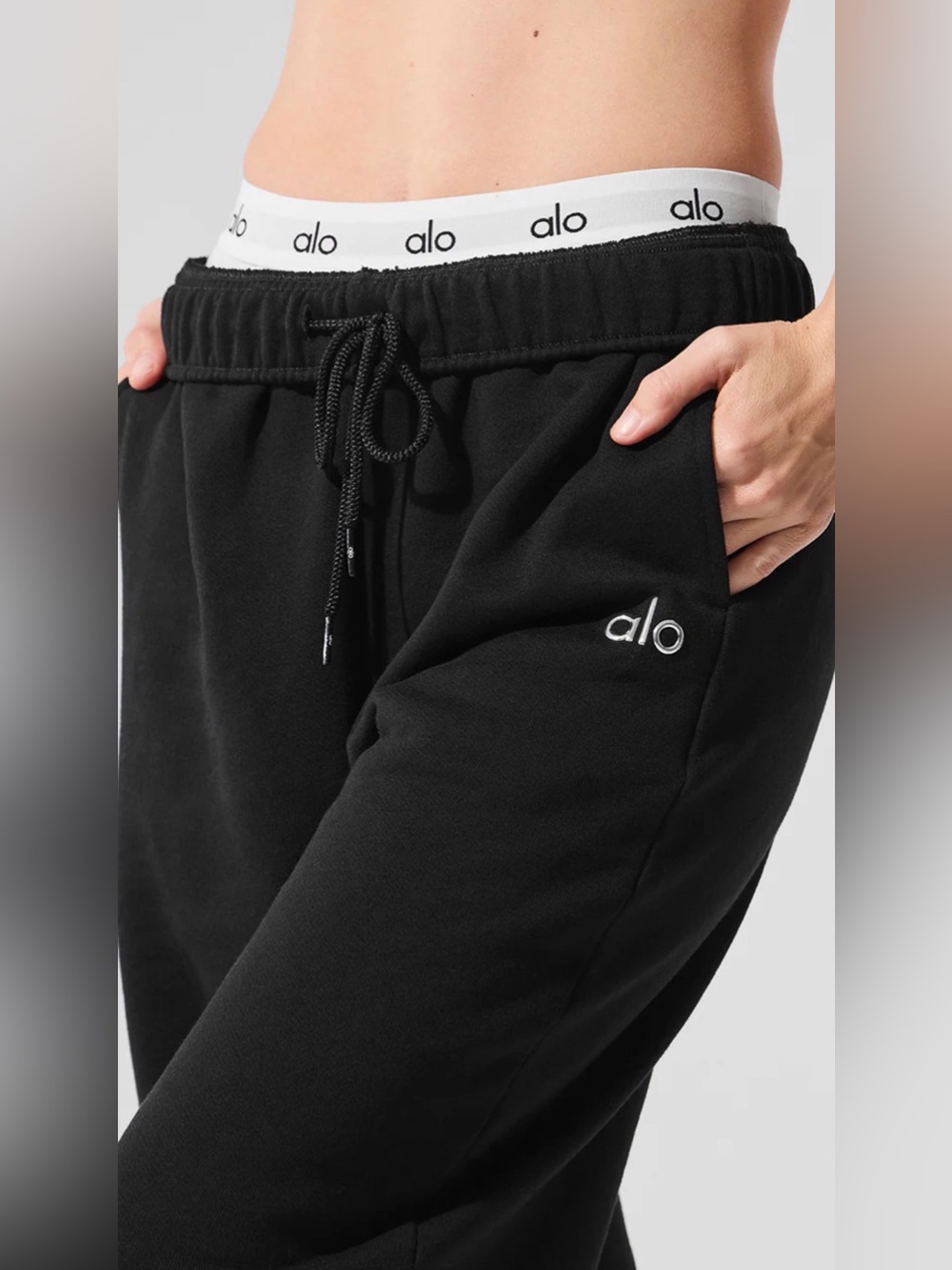 NWT Alo Accolade Straight Leg Sweatpant
